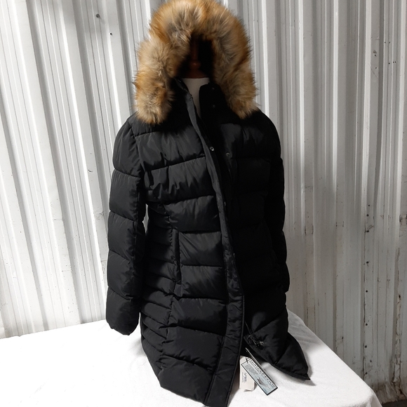 Ladies clothing (Plus Size) - Picture 3 of 12